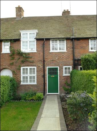 180 Falloden Way
